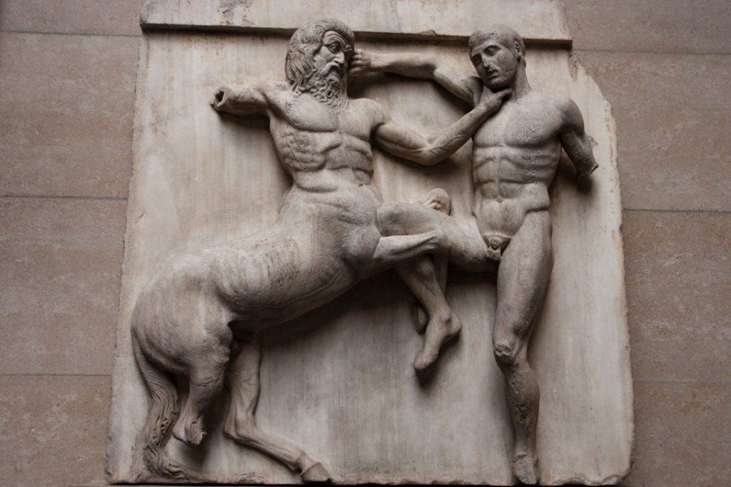 Lucha entre lapitas y centauros